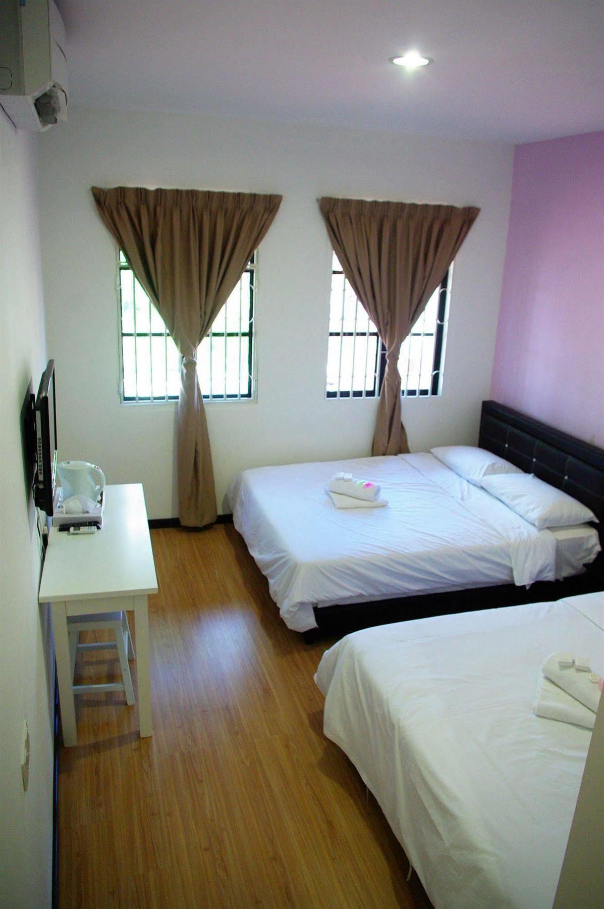 Vinz Hotel Malacca Esterno foto